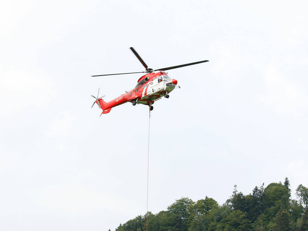 Per Helikopter ins Reservoir Albisser | © NeoVac