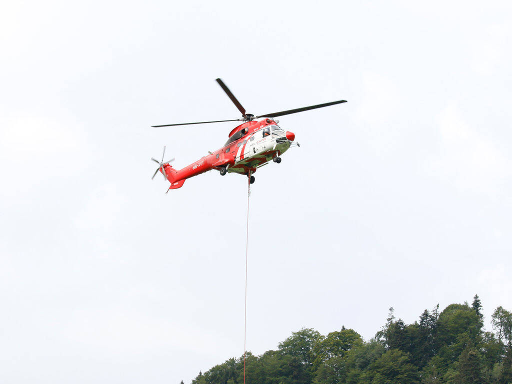 Per Helikopter ins Reservoir Albisser | © NeoVac