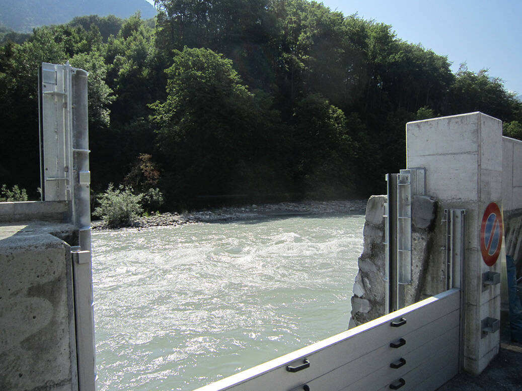 Mobile Hochwasserschutzelemente Gemeinde Glarus