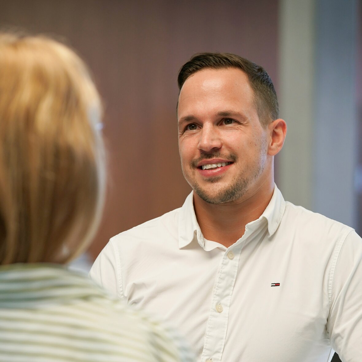 NeoVac Key- Account-Manager Yanick Zehnder im Experteninterview | © NeoVac NeoVac Key- Account-Manager Yanick Zehnder im Experteninterview | © NeoVac